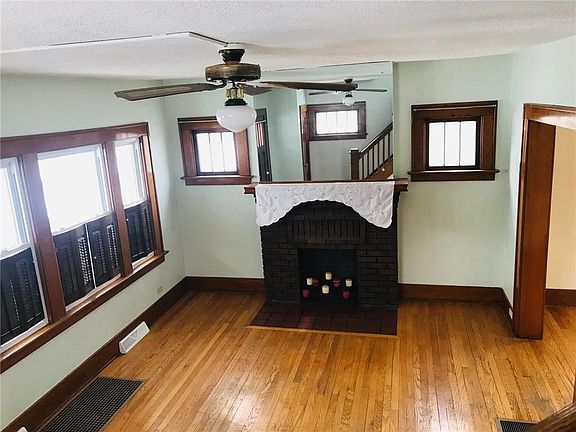 5th image of 116 Hillcrest Ave