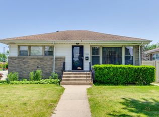 7555 N Nora Ave, Niles, IL 60714