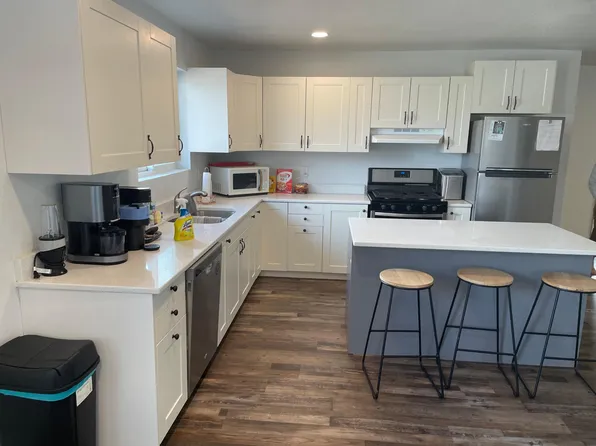 608 E Lyons St, Laramie, WY 82072