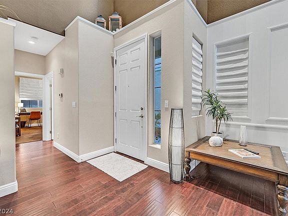 3rd image of 1025 Bannockburn St