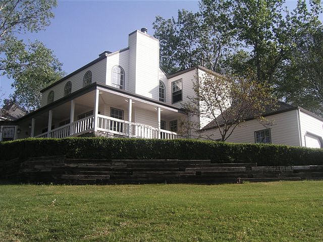 1st image of 1362 Woodbriar Ln