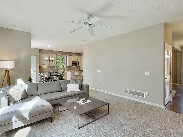 1579 Stoneridge Cir — Photo 8