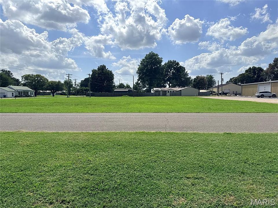 1st image of 0 Narvel Felts Dr