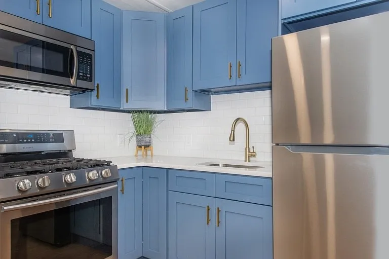 25 Henry St #2 — Photo 3