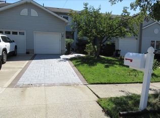 8 Borman Ave, Staten Island, NY