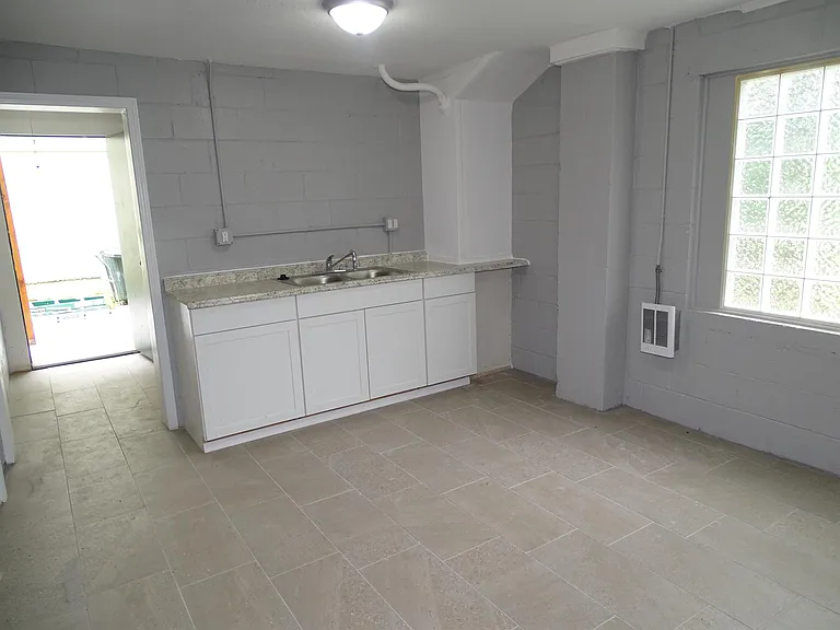 412 N Lincoln Ave #B — Photo 9