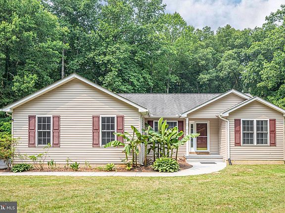 3rd image of 8370 Independence Cir