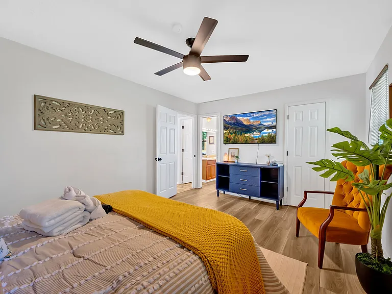 7645 Chatham Cir — Photo 18
