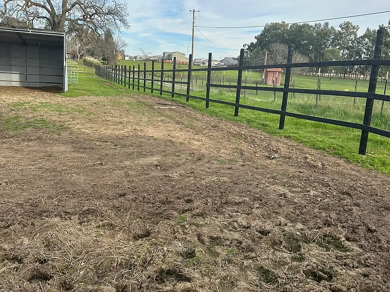 1788 McCourtney Rd — Photo 2