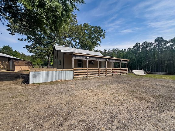 4th image of 2415 Thad Bell Rd