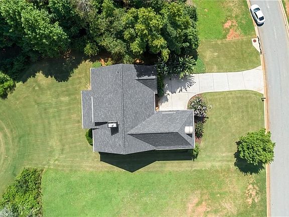 3rd image of 3093 Mulberry Greens Ln