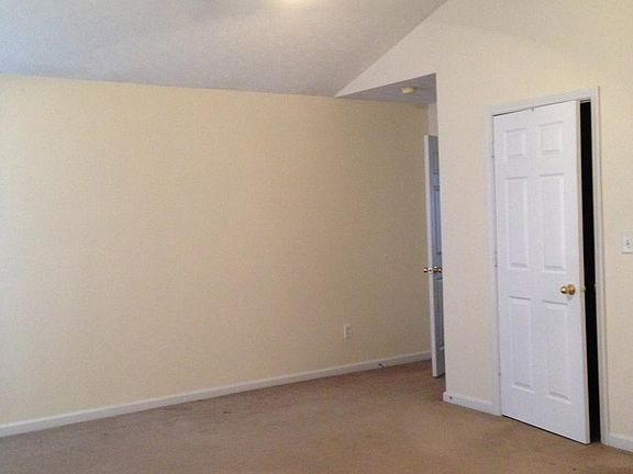 4th image of 14087 Southwood Cir