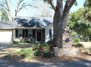 407 E 9th St, Adel, GA 31620