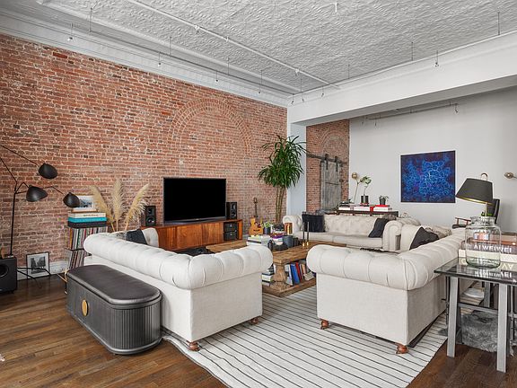 3rd image of 473 Broome St #3B