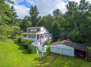 296 Maple Springs Rd, Sylva, NC 28779