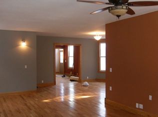 2403 W 7th St, Cleveland, OH 44113