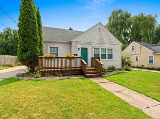 1517 W Harris St, Appleton, WI 54914