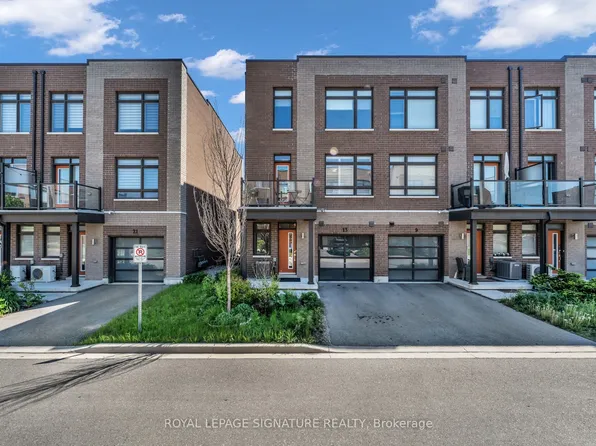 13 Bluenose St, Vaughan, ON L4L 0L7