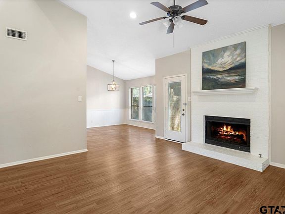 5th image of 2501 Villa Ct