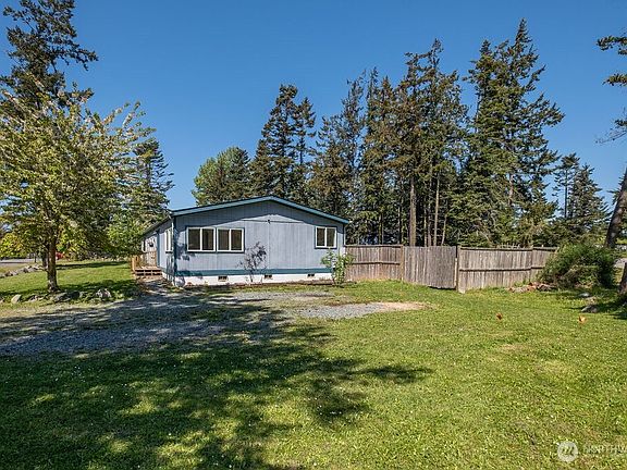 3rd image of 1090 Paul Avenue