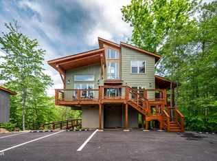 2385 Forge Hideaway Loop #2, Pigeon Forge, TN 37863