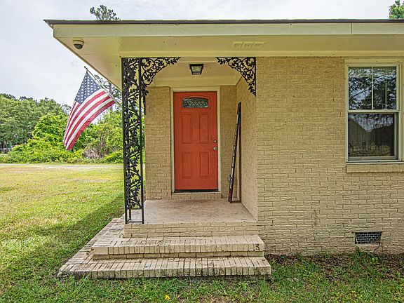 3rd image of 181 Ravenell Dr