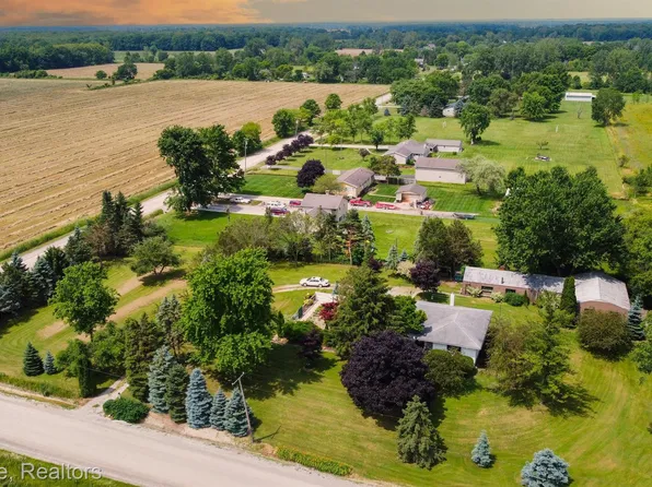 65005 Omo Rd, Lenox, MI 48050