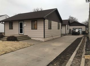 1414 S Grand Ave, Lyons, KS 67554