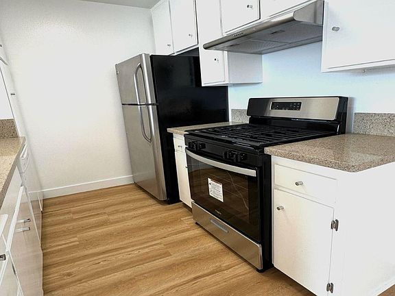 3rd image of 209 4th Ave APT 5