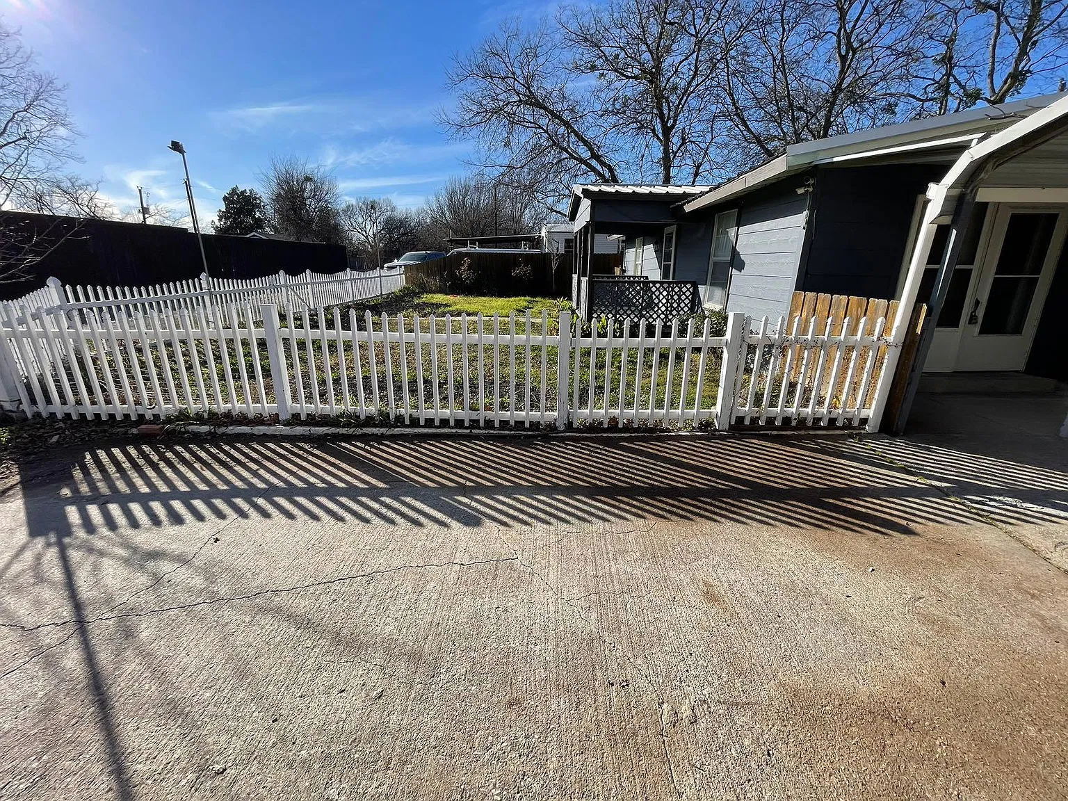 2925 Janet Dr — Photo 2