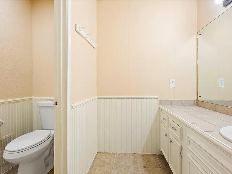 5921 Arncliffe Dr #5921 — Photo 16
