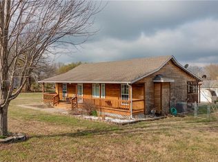 13729 E Northern Rd, Nevada, MO 64772