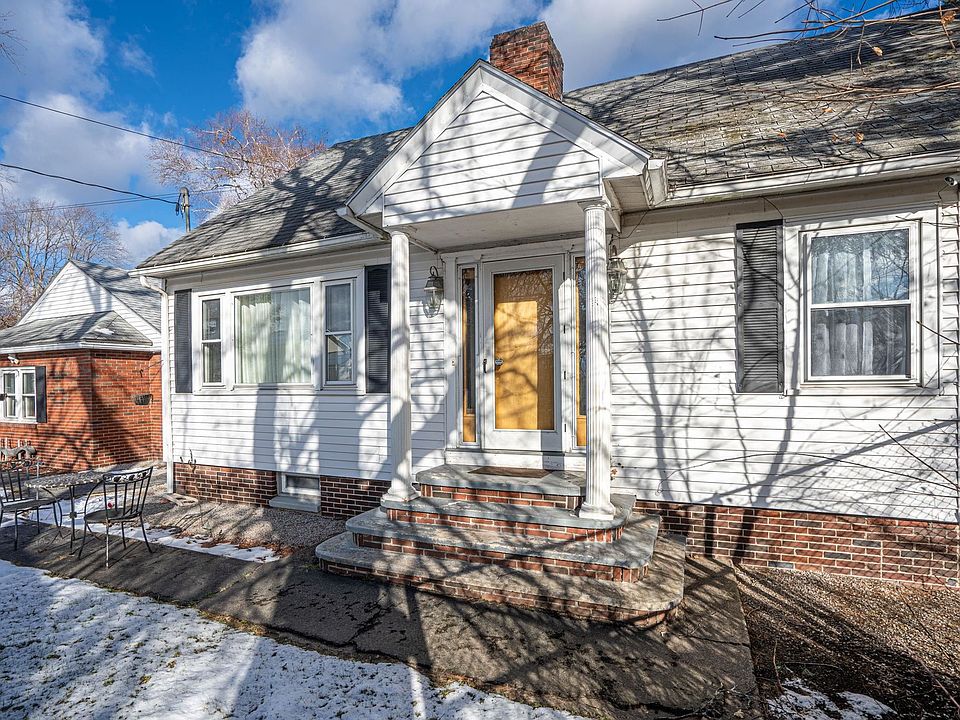 414 S Mammoth Road, Manchester, NH 03109 Zillow