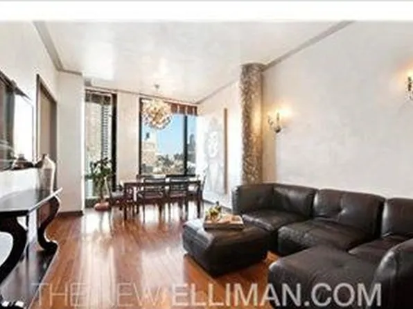 101 Warren St APT 750, New York, NY 10007