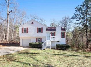 2395 Bethune Cir, Morrow, GA 30260