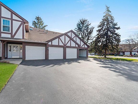 2nd image of 15 W Fern Ct #211C