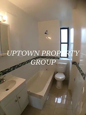 Rented by Uptown Property Group | media 17