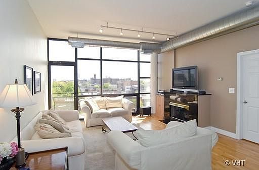2nd image of 4020 N Damen Ave Unit 507