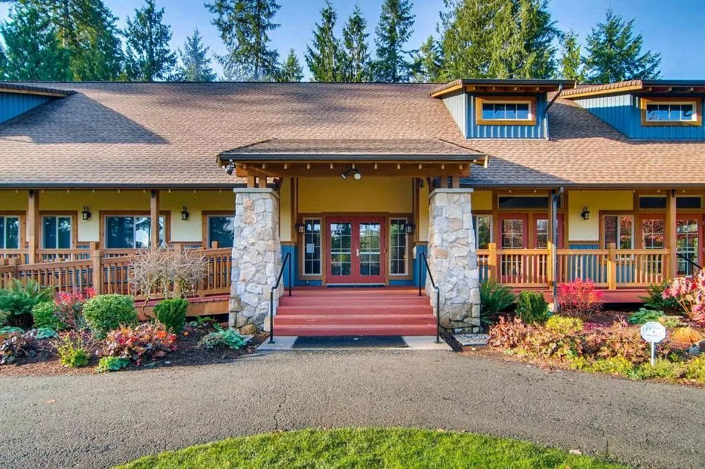 Beautiful 2 Bedroom 2 Bath Redmond Home Close to Starlink! — Photo 2