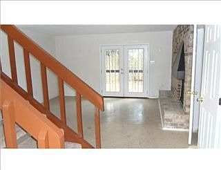 2nd image of 5228 Lakeview Ct