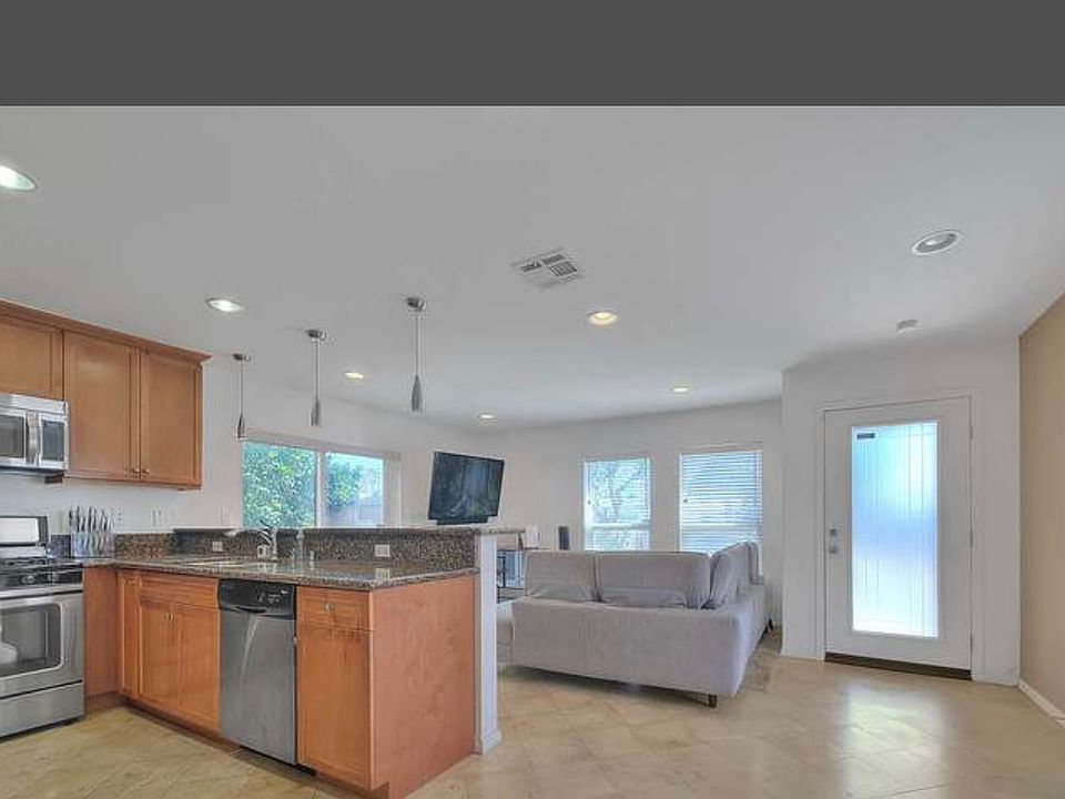 1st image of 13707 S Budlong Ave #1
