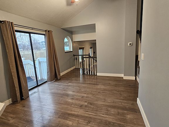 5th image of 2583 W Cherry Park Ln