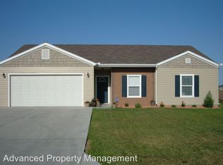 2624 Donnas Way Cir, Manhattan, KS 66502