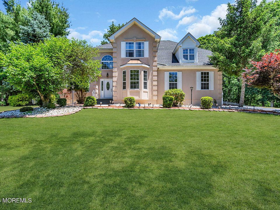 1st image of 26 Tuscany Drive