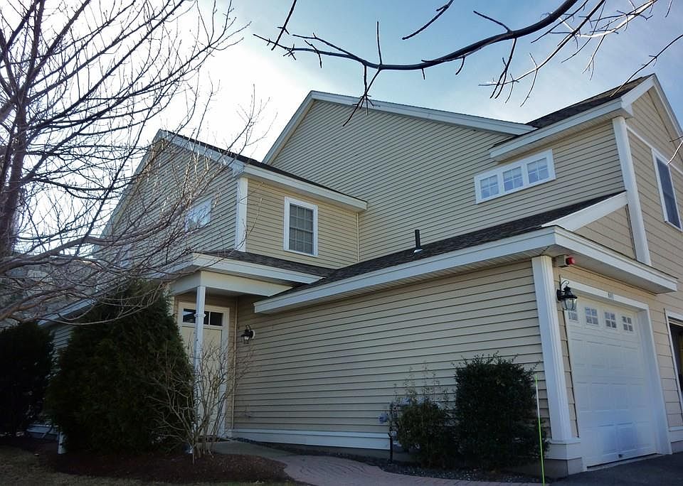 1st image of 641 Devenwood Way #641