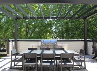 Allen Bay, Madison, WI 53705