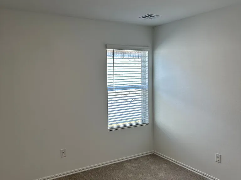 1072 Westbrook Blvd — Photo 11