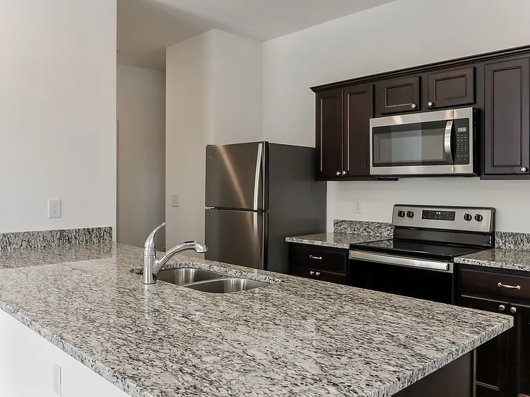 Riverstone — Photo 15