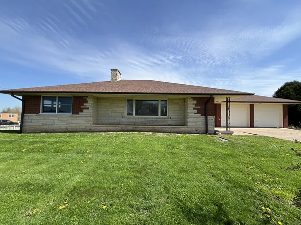 3170 Asbury Rd, Dubuque, IA 52001