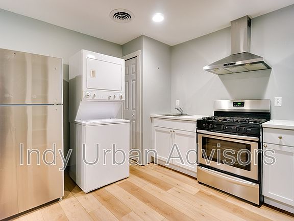 3rd image of 5002 E Washington St APT 2
